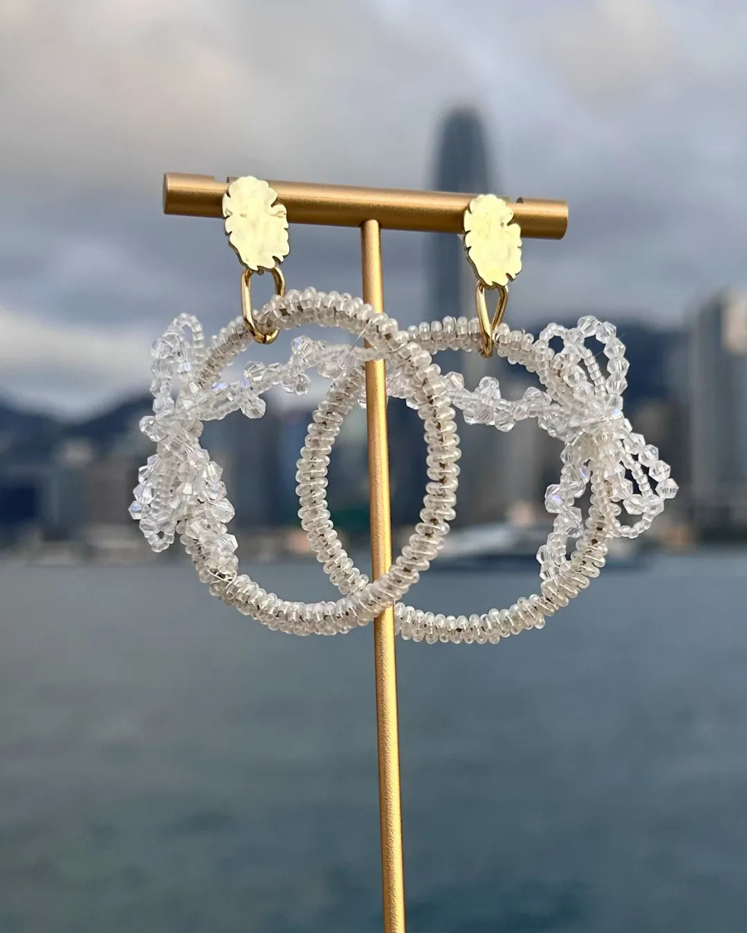 Circle of Life 蝴蝶結大圈耳環