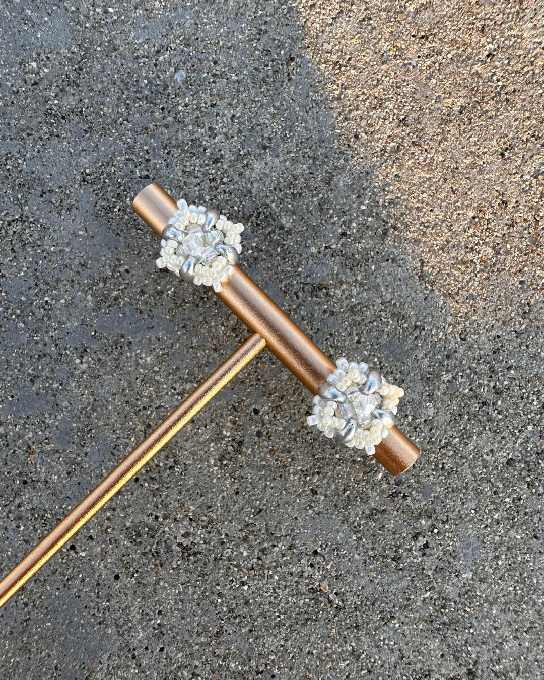 雙層馬賽克純白玻璃珠耳環