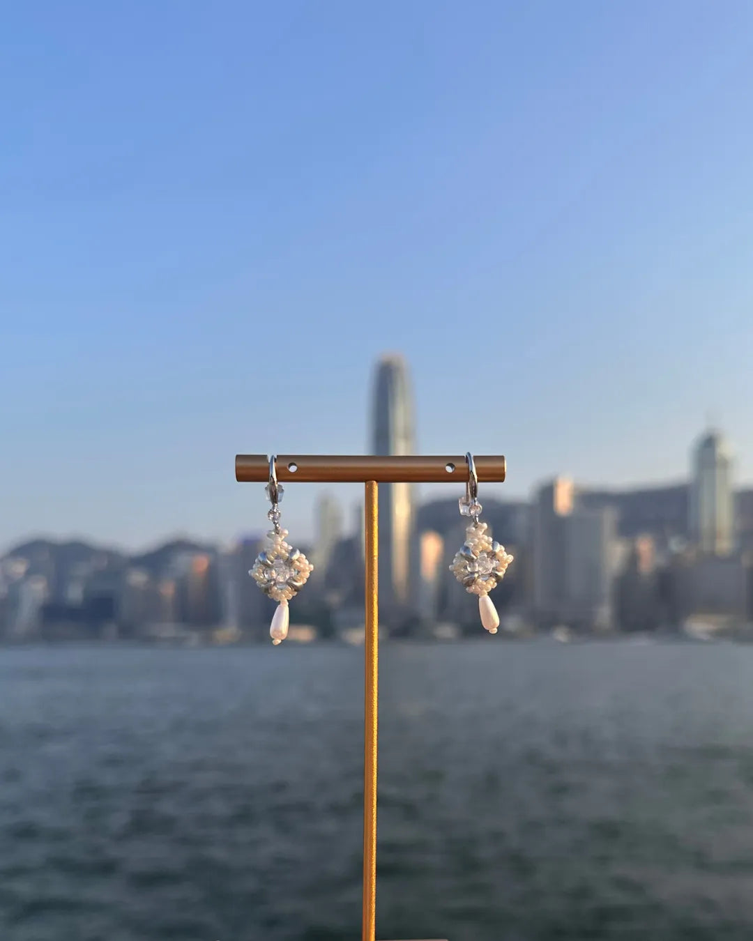 雙層馬賽克純白水滴耳勾耳環
