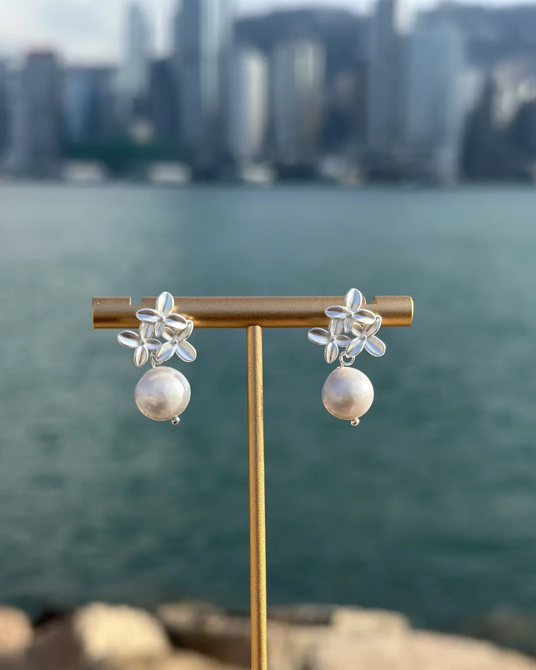  Freshwater Pearl Flower Earrings