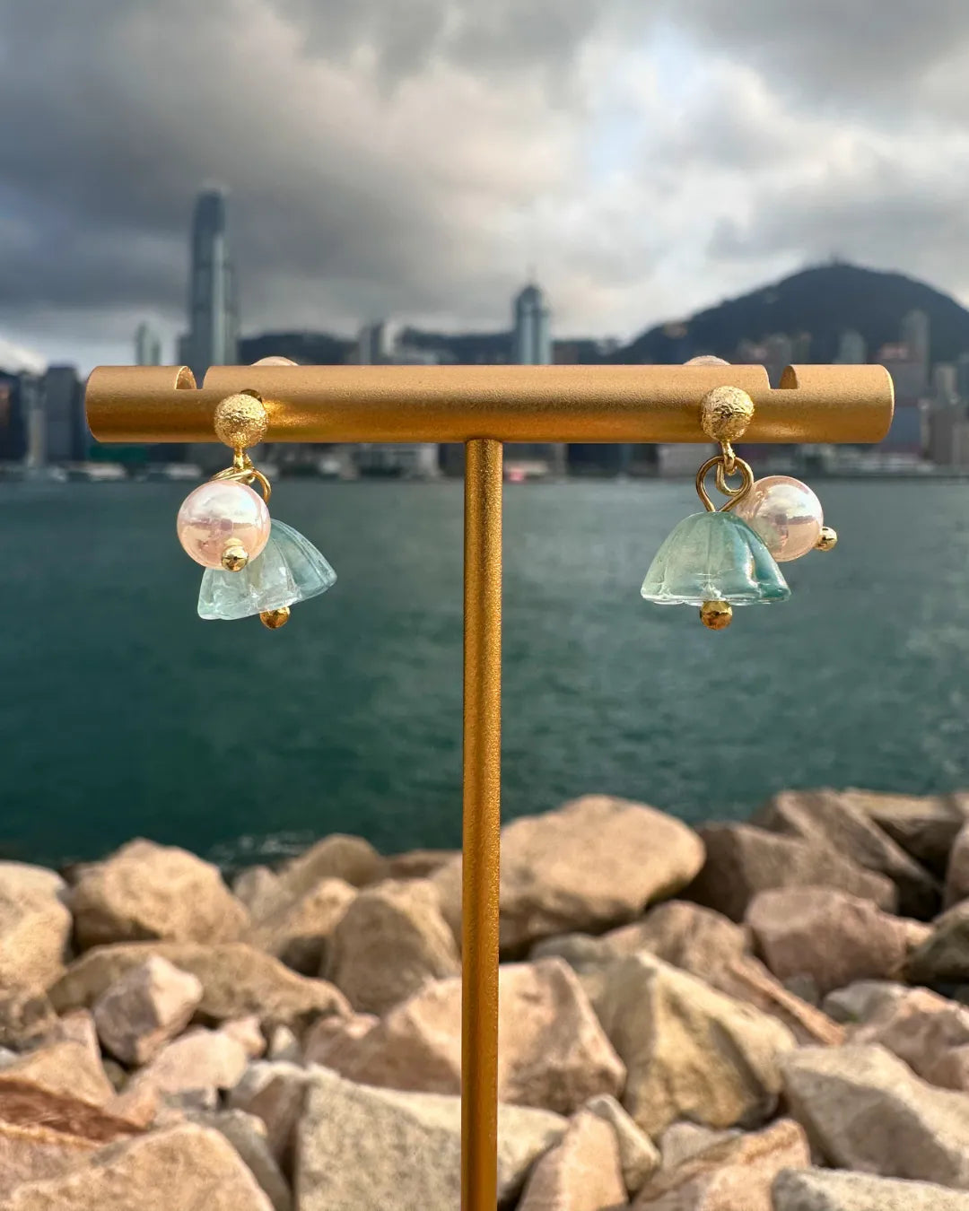 微雨初荷｜ LOTUS高光玻璃珍珠蓮蓬耳環
