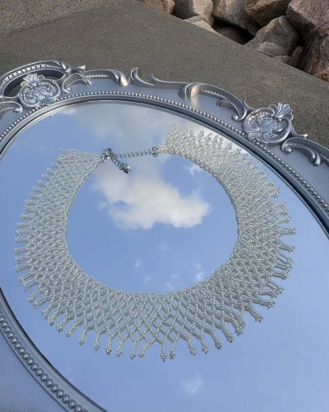 Lace Moment Necklace in Opaline Lustre