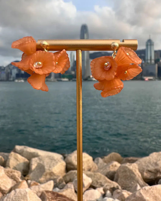 Petals 橙色花瓣耳環