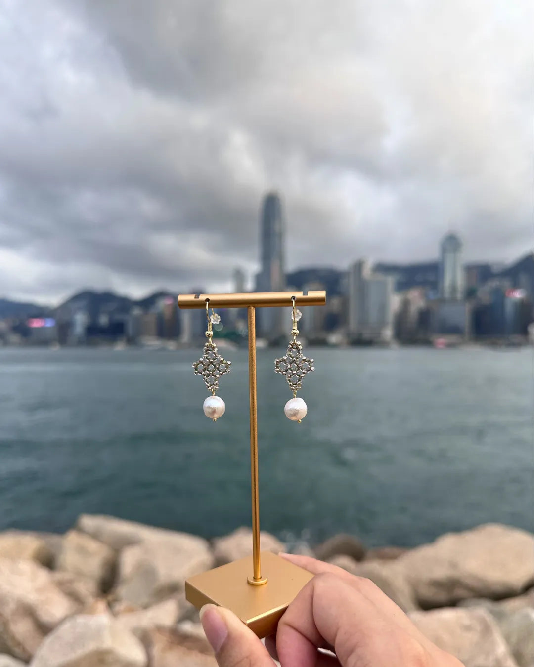 寂靜時光｜Silent 復古綠玻璃珠手編淡水珍珠耳環